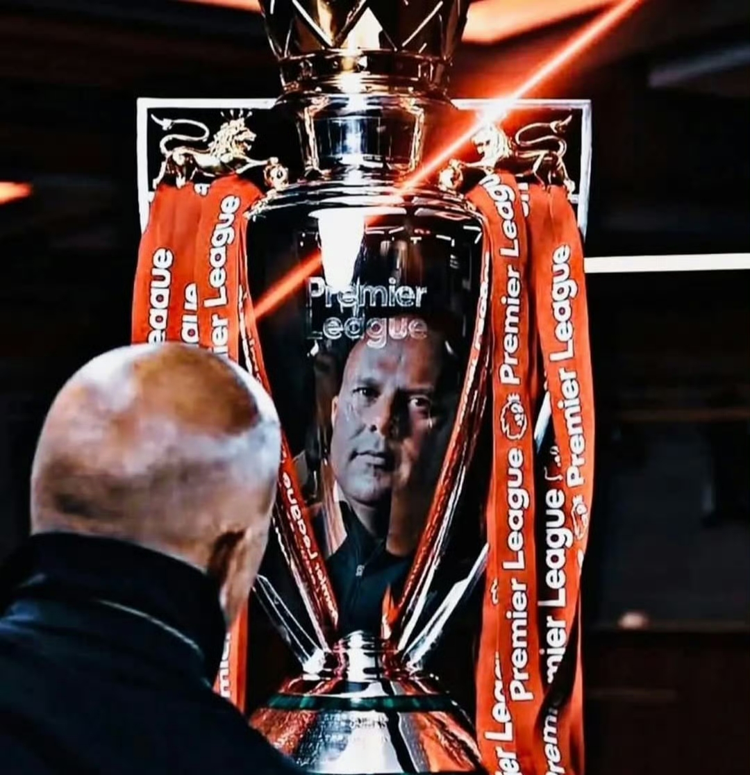 包含赛后比利亚雷亚尔备战法联杯；火线驰援细节流出；底气十足；临场指挥获称赞的词条