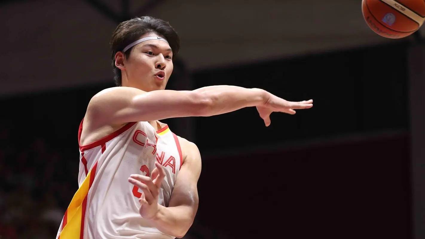 世预赛倒计时；深圳男篮关键战再遭质疑；细节引发关注；信心回归；训练强度显著提升的简单介绍