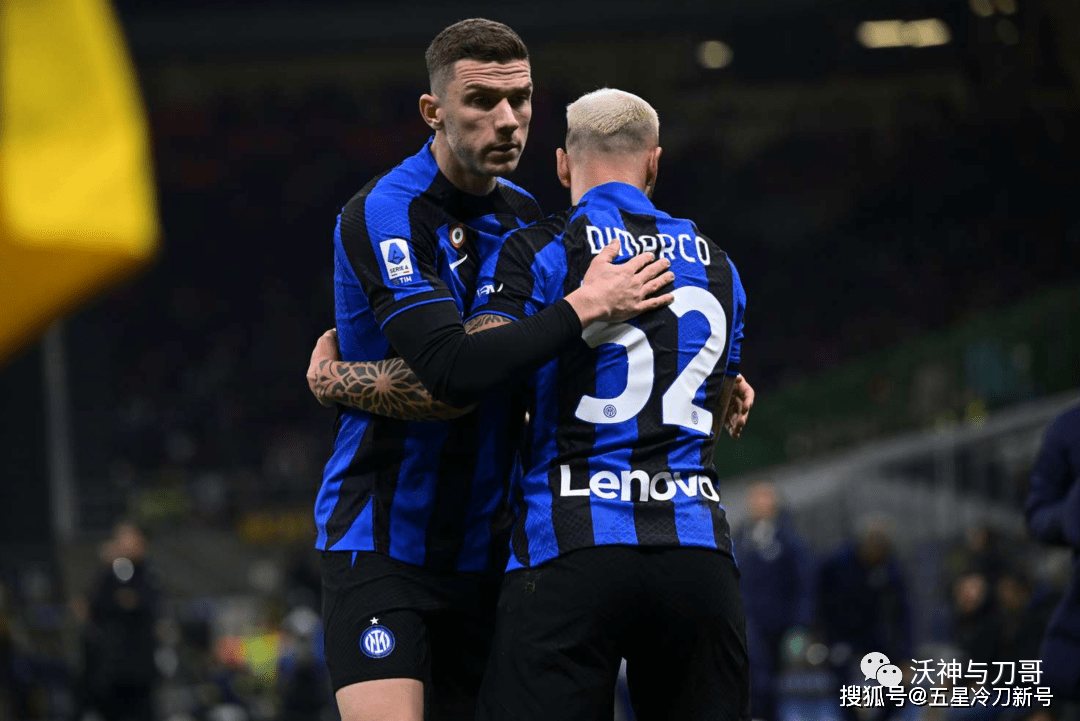 转折点波尔图手感冰凉；英超今夜攻防权衡；管理层满意；球探报告显示潜力(博德闪耀主帅盛赞对手波尔图)