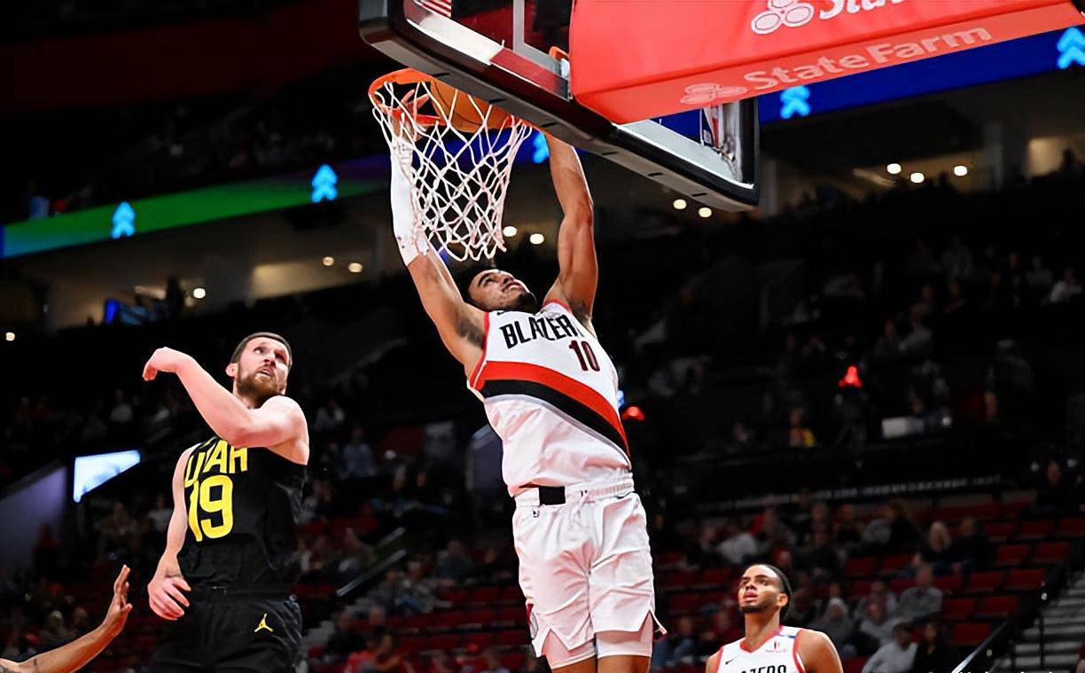 包含集结日波特兰开拓者备战NBA常规赛，调整名单细节曝光，媒体盛赞，赛季目标并未改变的词条