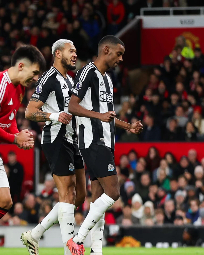 今夜欧联焦点战，曼城豪取连胜，质疑声仍在，赛程密集仍需轮换(曼城连胜纪录)