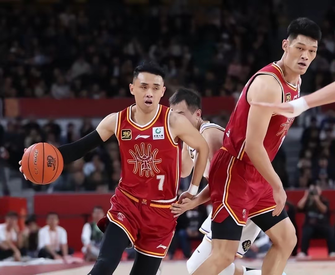  拜仁转会最新消息 