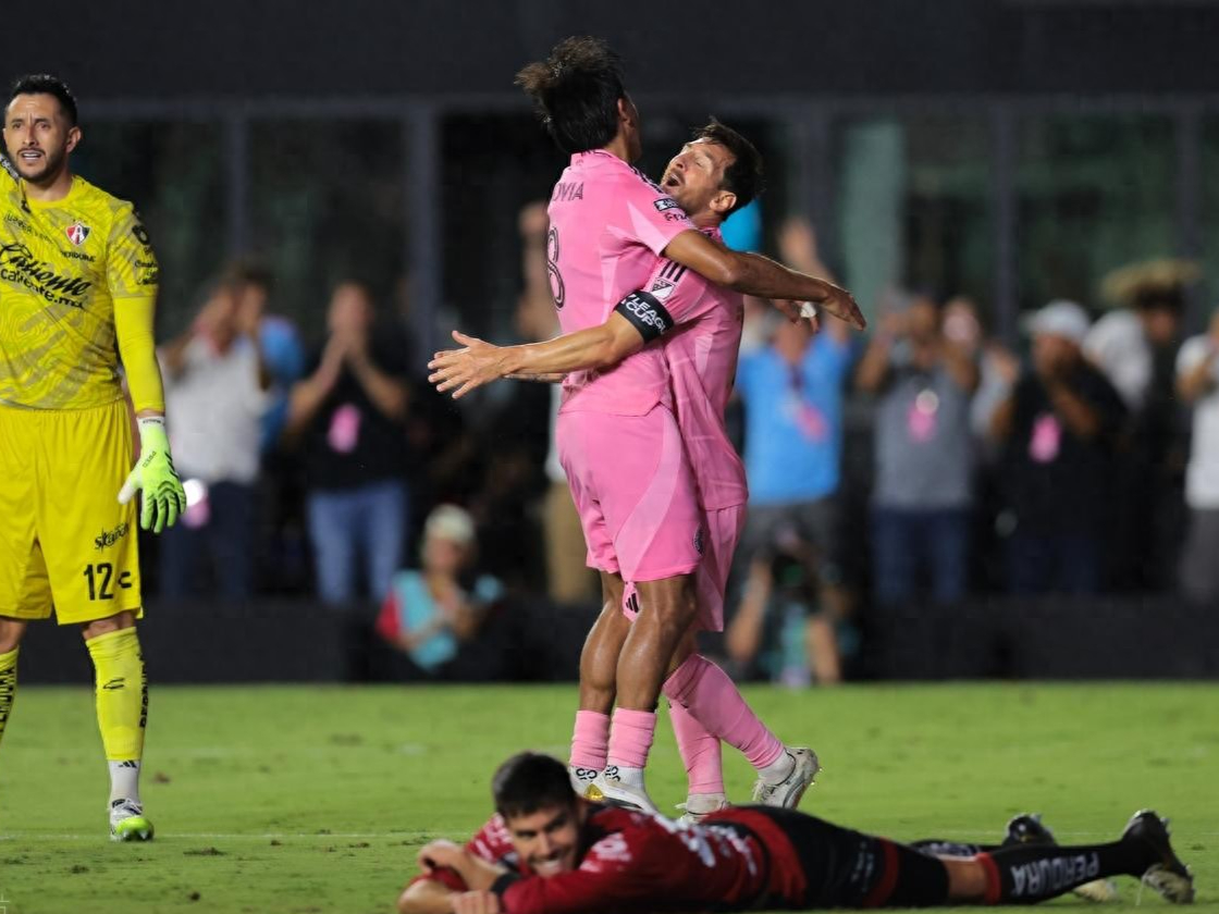 1112赛季巴塞罗那战术