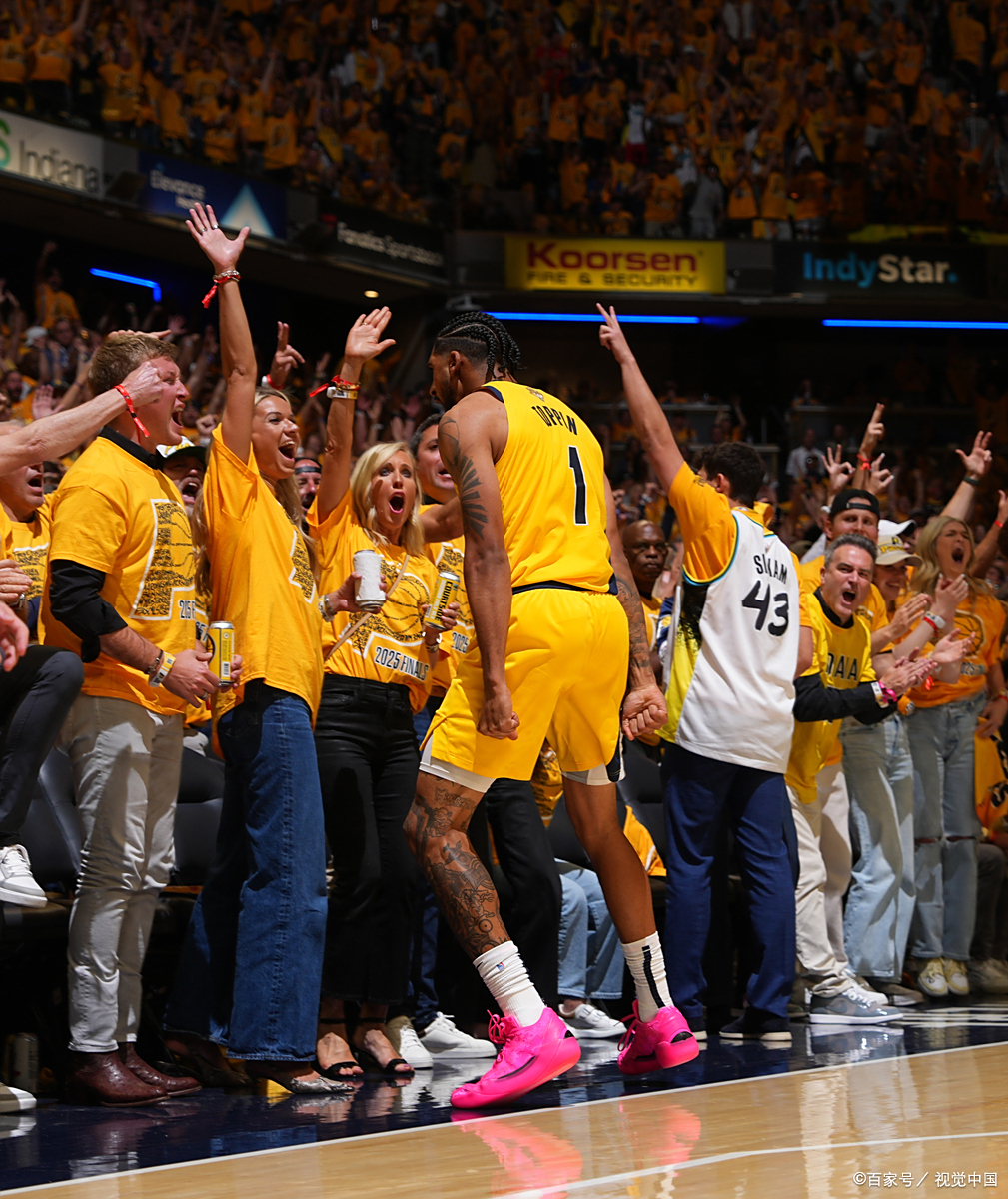 湖人最厉害的三个巨头是谁