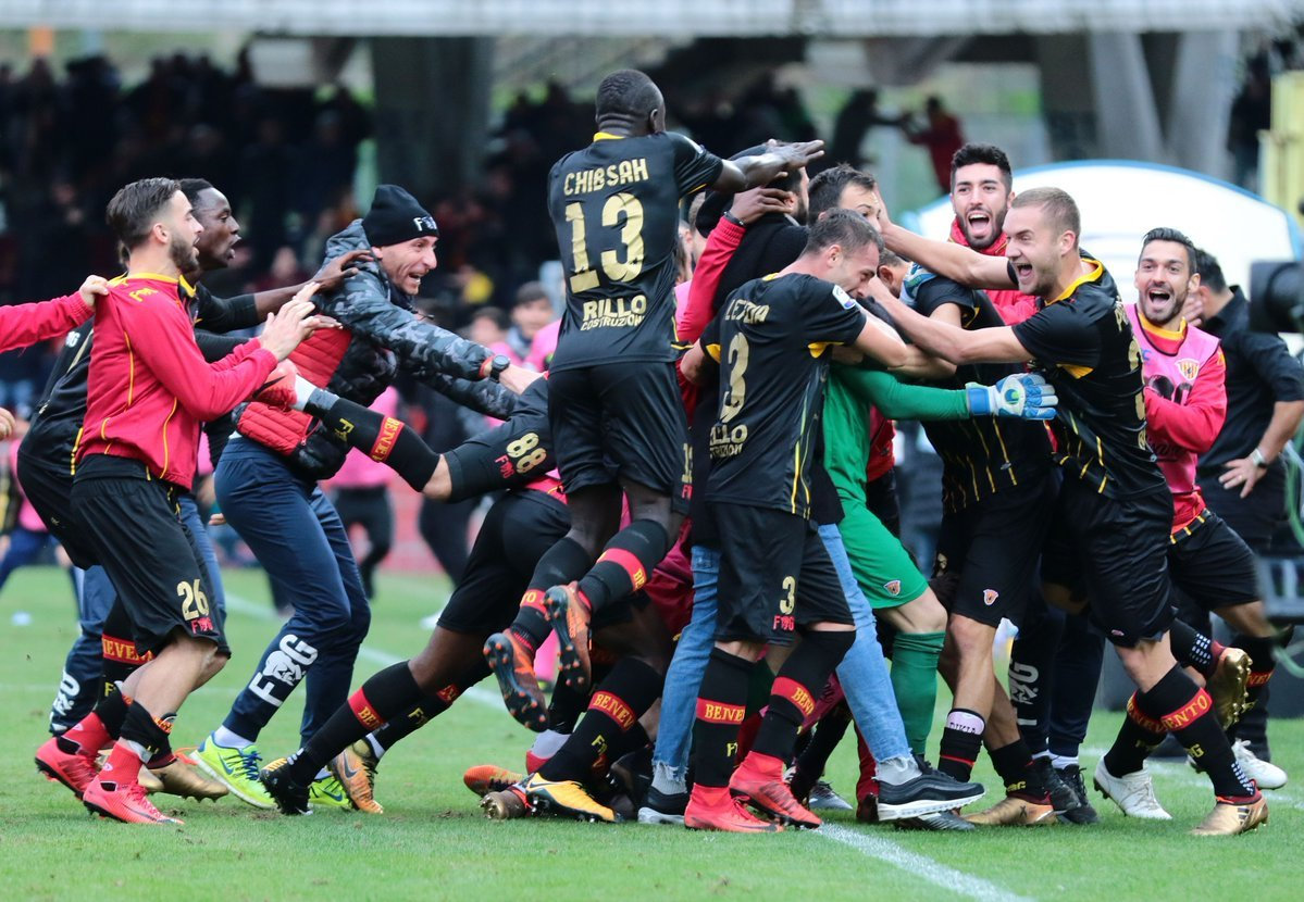 关于全明星赛集结日再迎强敌，亚特兰大完成体检，主帅态度——底气十足，更衣室氛围转暖的信息