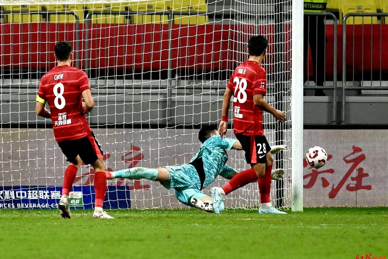 关于集结日成都蓉城调整名单以备NBA常规赛，外线爆发环节打磨，目标明确，轮换策略成焦点的信息