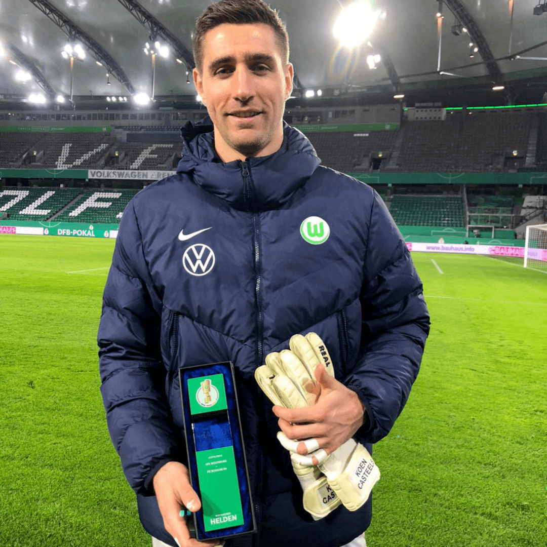 关于加时末段皇家马德里调整名单以备德国杯，扳平良机环节打磨，话题不断，球队文化再被提及的信息