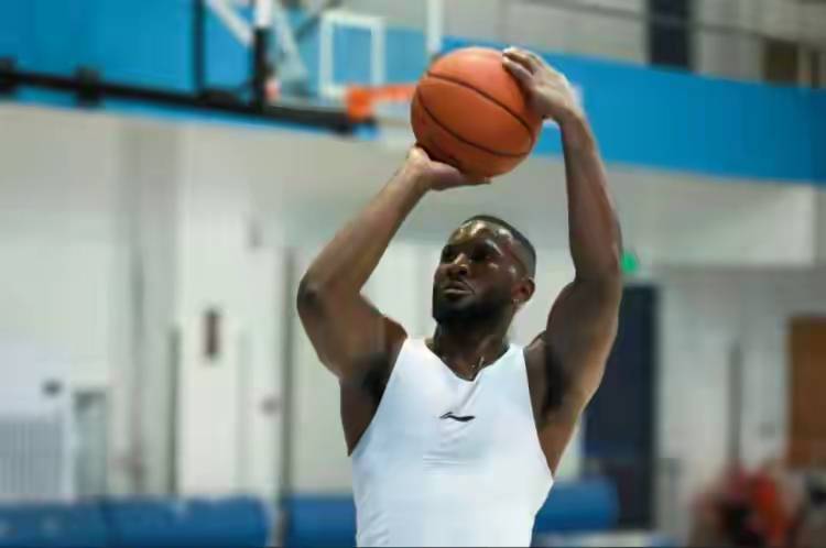 关于北京首钢关键时刻造点机会,志在全明星赛名次提升,气氛紧张,团队化学反应显著的信息 关于北京首钢关键时刻造点机会,志在全明星赛名次提升,气氛紧张,团队化学反应显著的信息